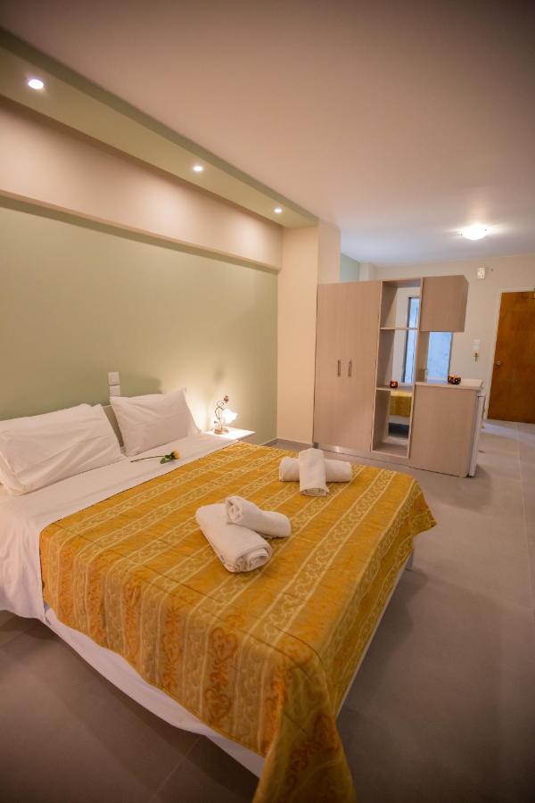 Goldenbeach 나프팍토스 외부 사진
