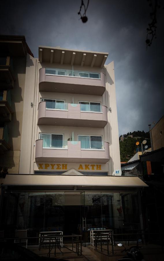 Goldenbeach 나프팍토스 외부 사진